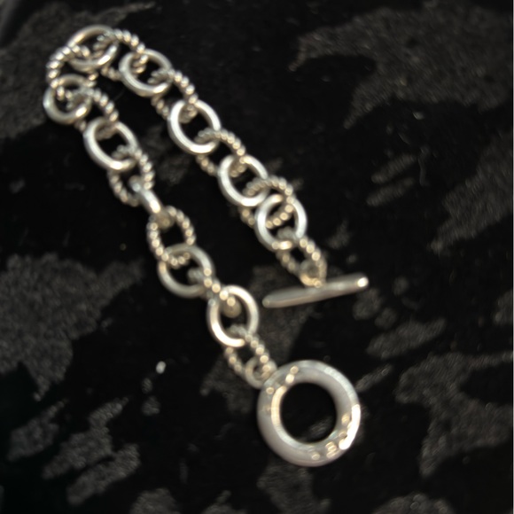 ADDITIONAL CLOSET CLEAR OUT!!! Elegant Heavy Sterling Silver Chain Bracelet - Picture 3 of 8